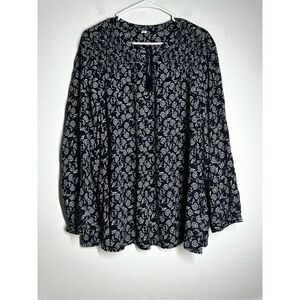 Old Navy Womens Boho Top Blouse Size XXL Floral Ditsy Blue 100% Rayon Long Slv